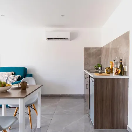 דירה Lovely Apartment With Balcony And Pool In The Ayia Napa Sun All Yours איה נאפה